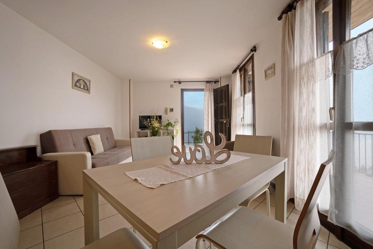 Апартаменты Stella Del Garda 2 Con Terrazza Тиньяле Экстерьер фото